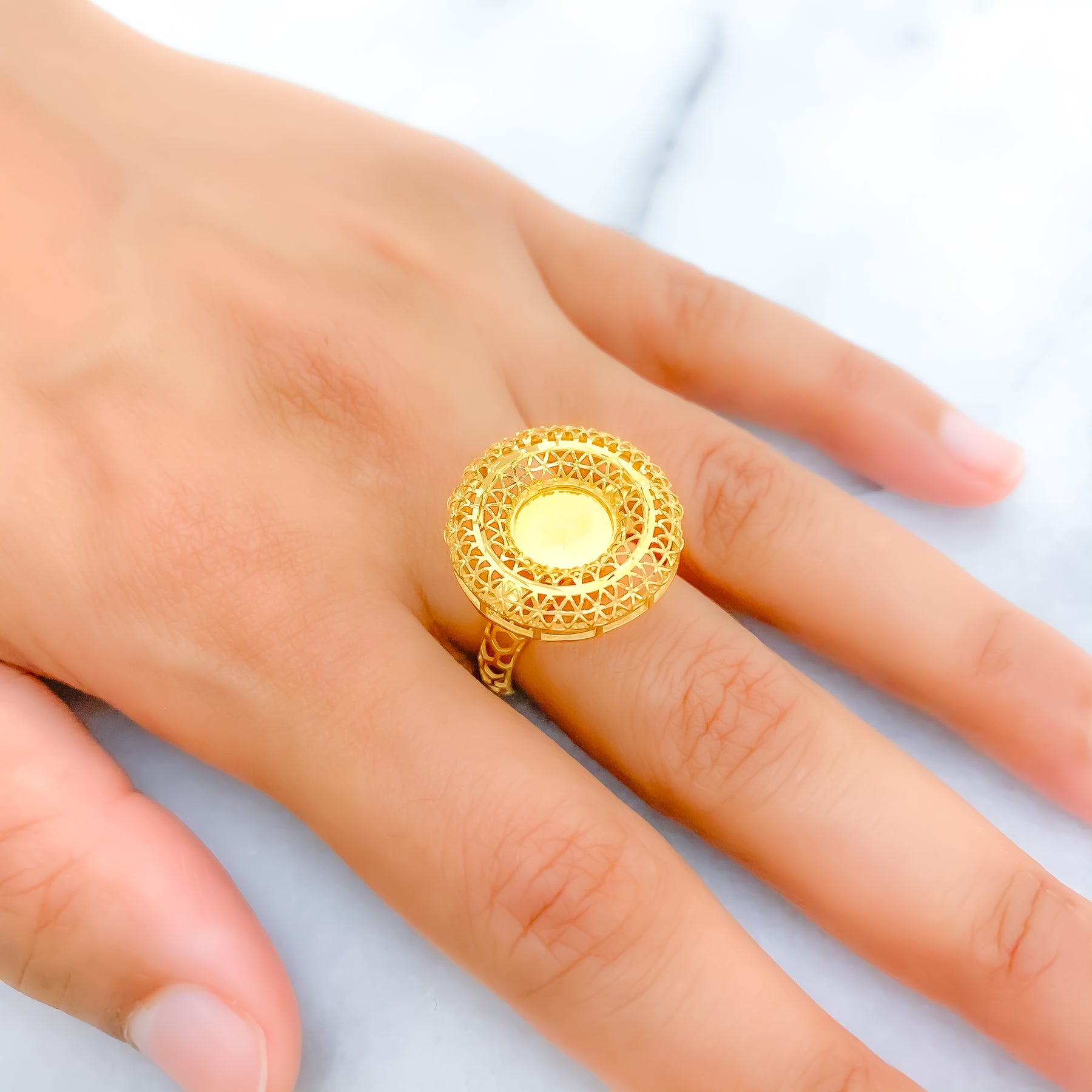 Buy Stylish Round Kid's Gold Ring- Joyalukkas